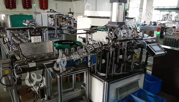 屏蔽套、蓋板自動組裝單元