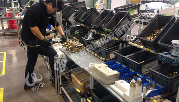 高壓清洗機泵頭裝配